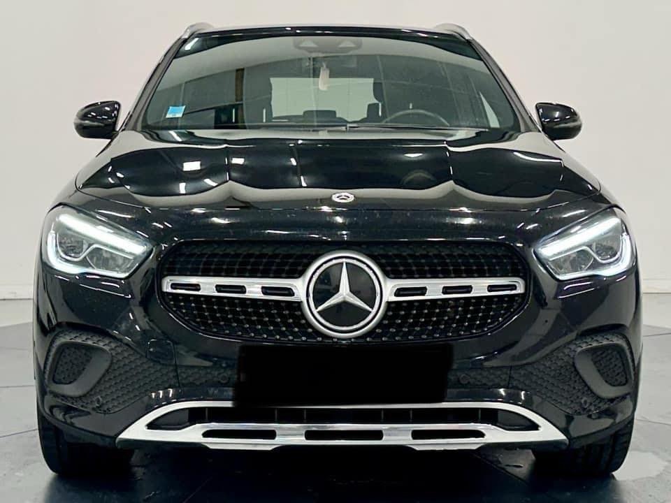 MERCEDES GLA